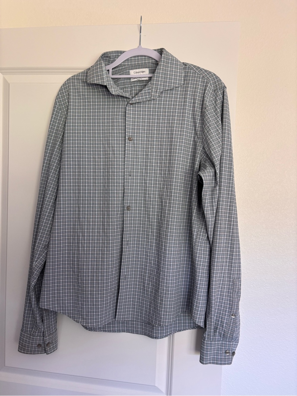 Calvin Klein Men’s Light Green Plaid Button-Down Shirt